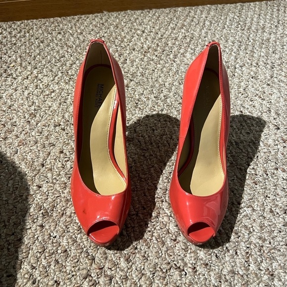 Michael Kors Open Toe coral color Platform heels - Picture 7 of 7